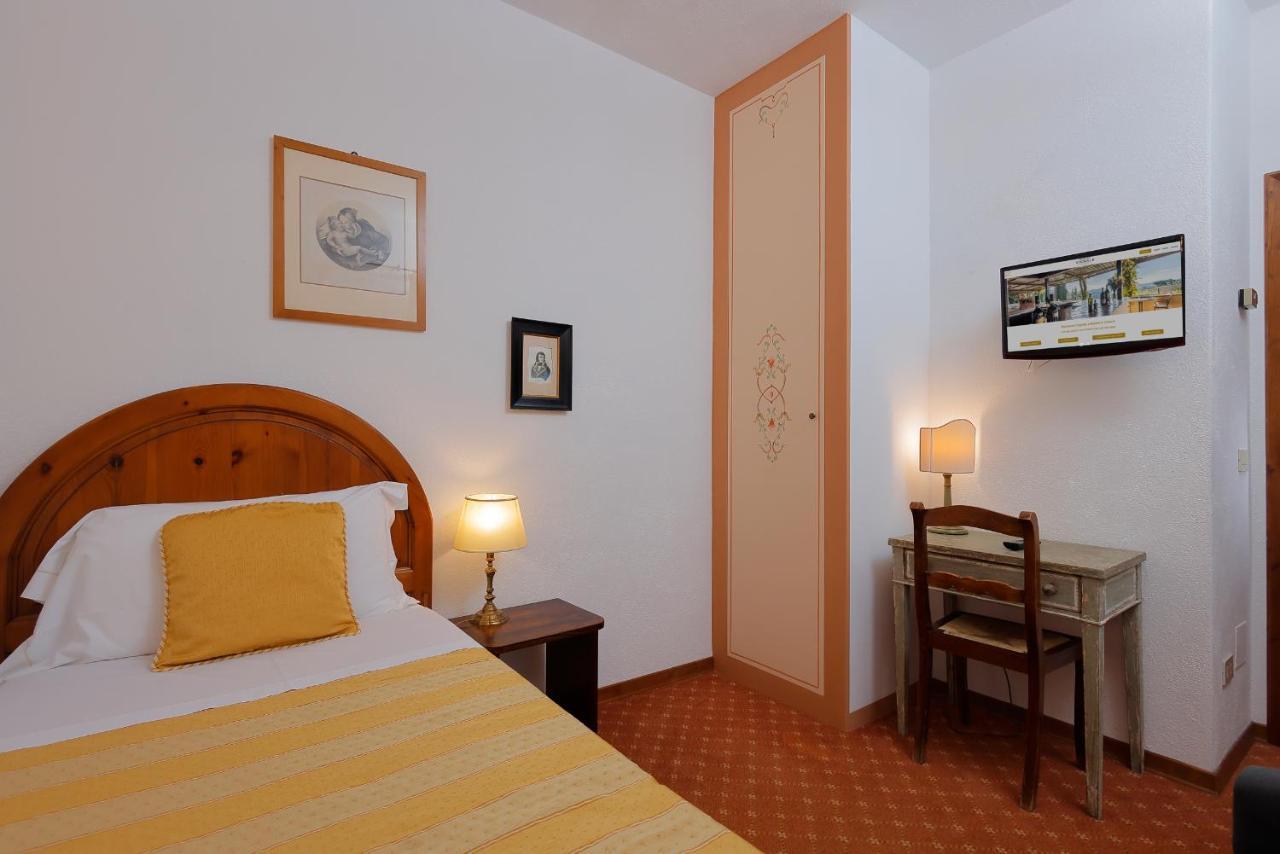 Relais Vignale & Spa Radda in Chianti Ngoại thất bức ảnh